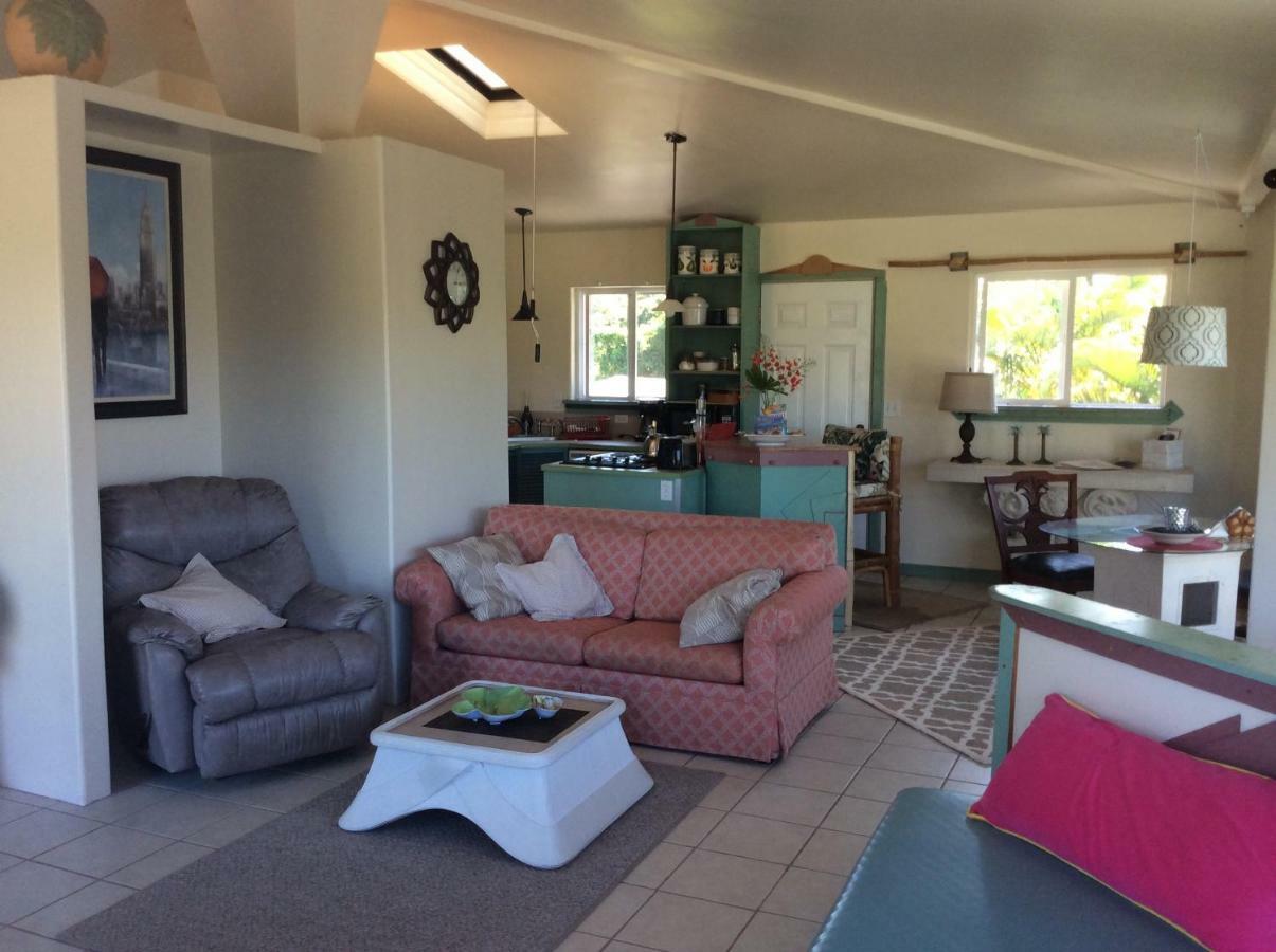 Mediteranean Style Ohana Rental / Loft & Sundeck Panoramic Ocean View Honolulu Landing Bagian luar foto